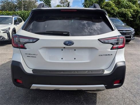 New 2025 Subaru Outback Limited image 9