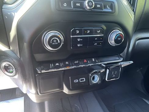 Certified 2024 Chevrolet Silverado 1500 Custom w/ Turbomax Blackout Package AWD/4WD image 17