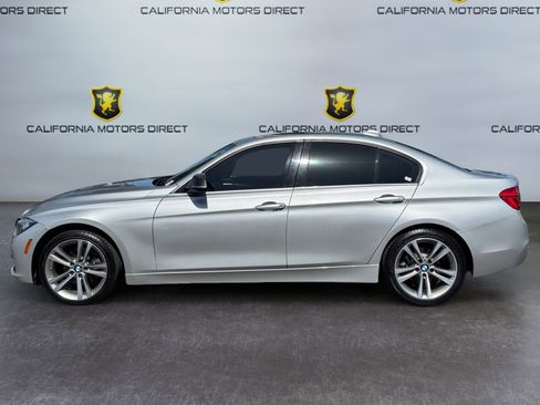 Used 2017 BMW 330i Sedan RWD image 2