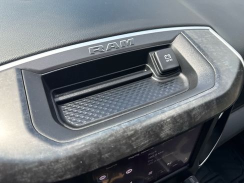 Used 2022 RAM 1500 Big Horn image 22