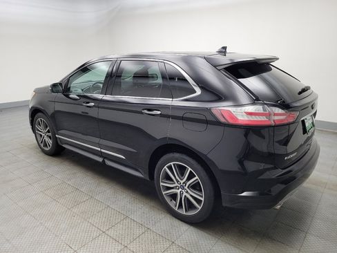 Used 2019 Ford Edge Titanium w/ Equipment Group 301A AWD/4WD image 3