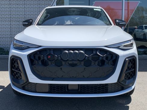 New 2026 Audi SQ5 Premium Plus AWD/4WD image 6