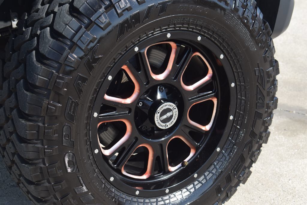 Used 2020 Jeep Wrangler Unlimited Rubicon w/ Dual Top Group AWD/4WD image 17