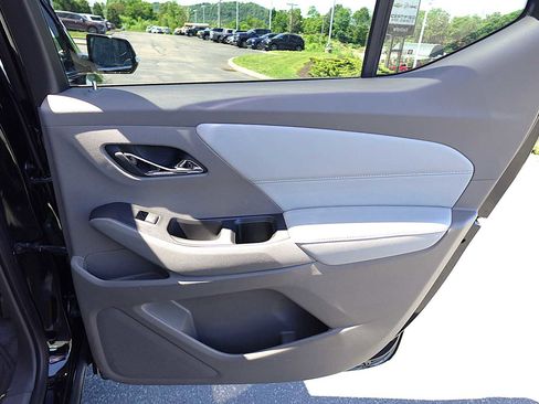 Used 2018 Chevrolet Traverse Premier AWD/4WD image 25