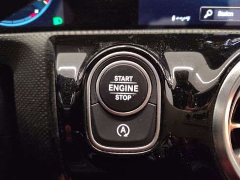 Used 2019 Mercedes-Benz A 220 image 25