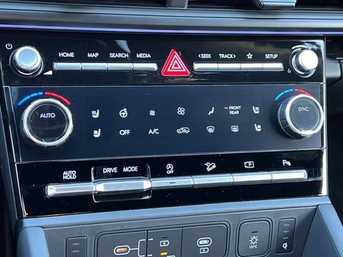 New 2025 Hyundai Santa Fe Calligraphy FWD image 20
