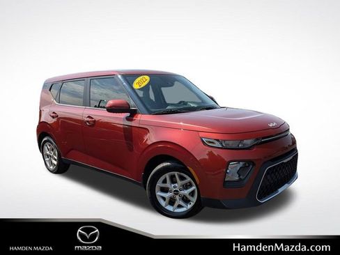 Used 2022 Kia Soul LX w/ Technology Package image 1