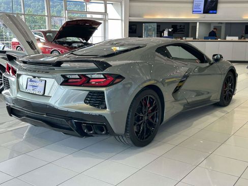 Used 2023 Chevrolet Corvette Stingray Preferred Cpe w/ Z51 Performance Package RWD image 7