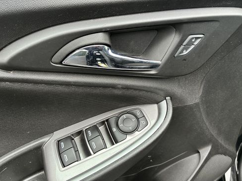 Used 2024 Chevrolet Malibu LT FWD image 24