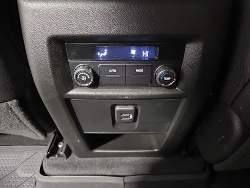 Used 2023 Chevrolet Traverse LT w/ LPO, Floor Liner Package image 31