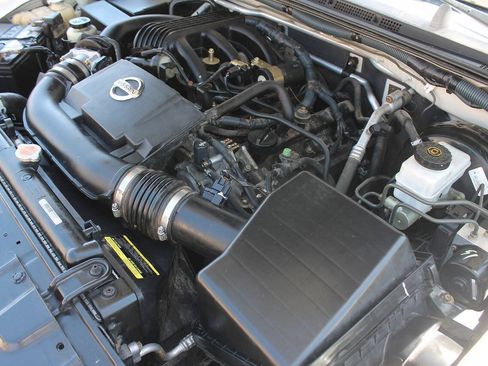 Used 2006 Nissan Xterra S AWD/4WD image 16