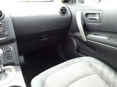 Used 2012 Nissan Rogue S AWD/4WD image 17