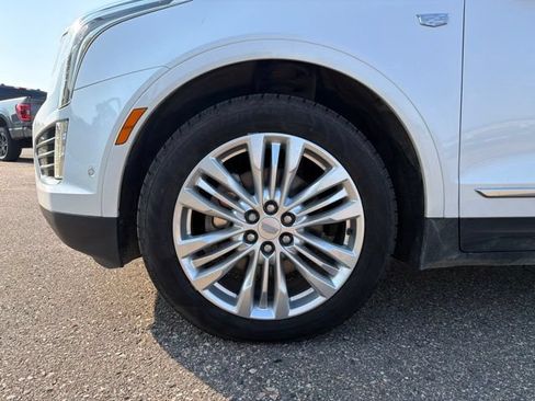 Used 2018 Cadillac XT5 Premium Luxury w/ Driver Assist Package AWD/4WD image 40