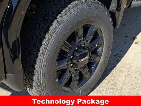 New 2026 GMC Sierra 2500 AT4 w/ AT4 Premium Plus Package image 11