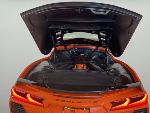 Certified 2020 Chevrolet Corvette Stingray Preferred Cpe w/ 2LT Preferred Equipment Group RWD image 32