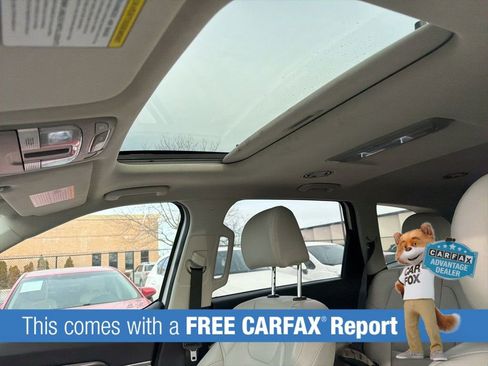 Used 2024 Kia Telluride S w/ S Sunroof Package image 2