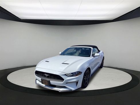 Used 2023 Ford Mustang Premium RWD image 5