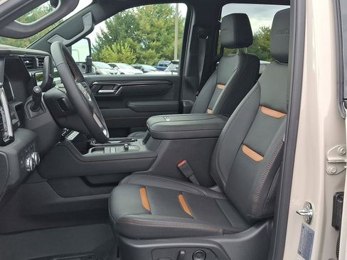 New 2026 GMC Sierra 3500 AT4 w/ AT4 Premium Plus Package image 6