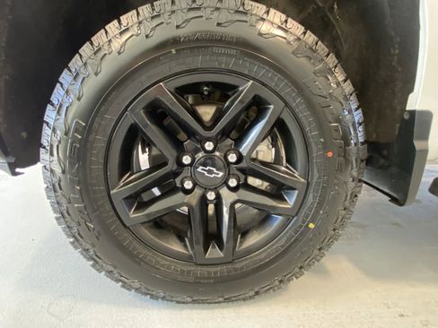 Used 2023 Chevrolet Silverado 1500 LT Trail Boss w/ Protection Package image 40