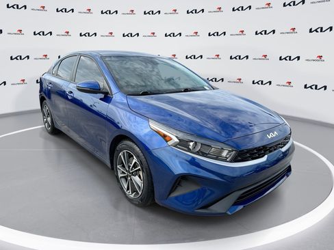 Certified 2024 Kia Forte LXS w/ LXS Technology Package FWD image 1