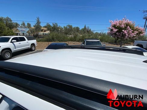 Used 2023 Toyota Tacoma TRD Sport AWD/4WD image 9