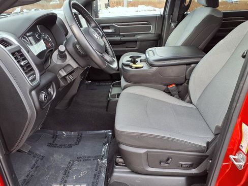 Used 2024 RAM 2500 Big Horn w/ Bed Utility Group image 26