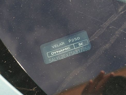 Used 2026 Land Rover Range Rover Velar Dynamic SE image 30