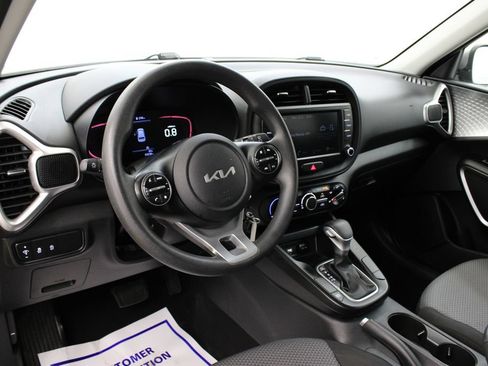 Used 2024 Kia Soul LX w/ Option Group 015 FWD image 14