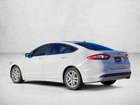 Used 2013 Ford Fusion SE image 7
