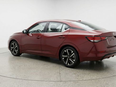 Used 2025 Nissan Sentra SV image 6