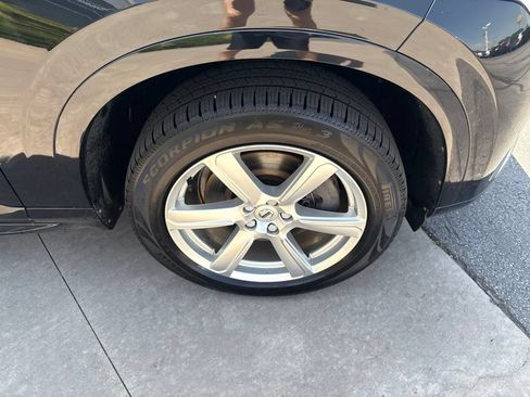 Used 2020 Volvo XC90 T6 Momentum AWD/4WD image 12