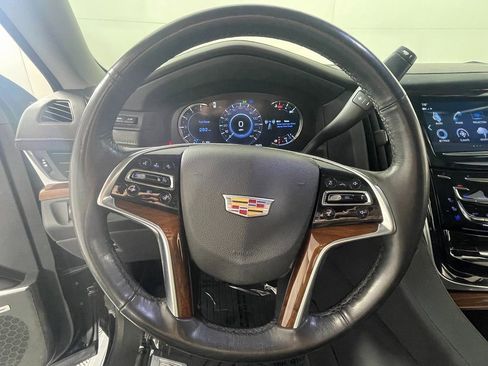 Used 2019 Cadillac Escalade Premium Luxury image 16