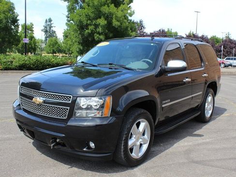 Used 2010 Chevrolet Tahoe LTZ AWD/4WD image 2
