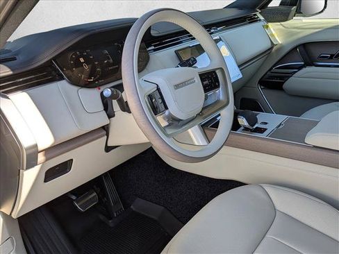 New 2026 Land Rover Range Rover Autobiography AWD/4WD image 3