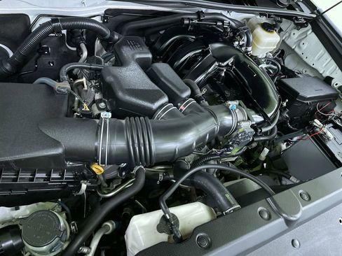 Used 2016 Toyota 4Runner SR5 image 30