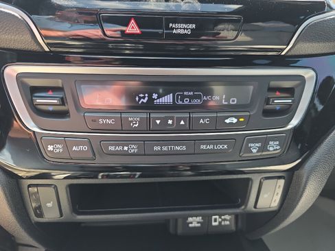 Used 2021 Honda Passport Touring image 30