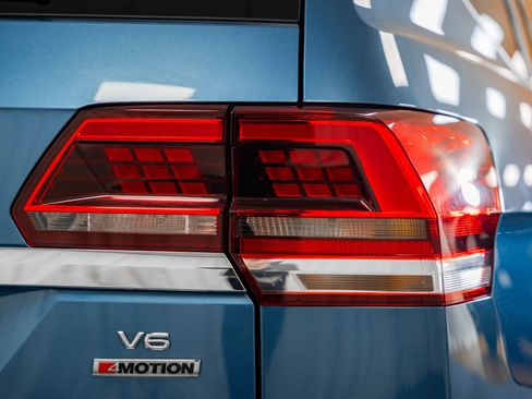 Used 2019 Volkswagen Atlas SEL Premium image 7