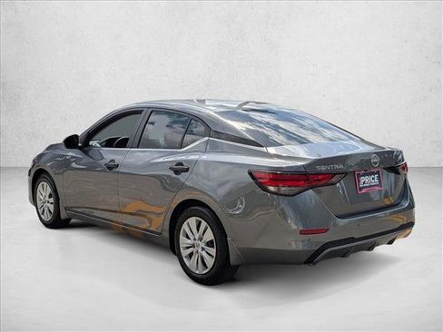 Used 2024 Nissan Sentra S image 8