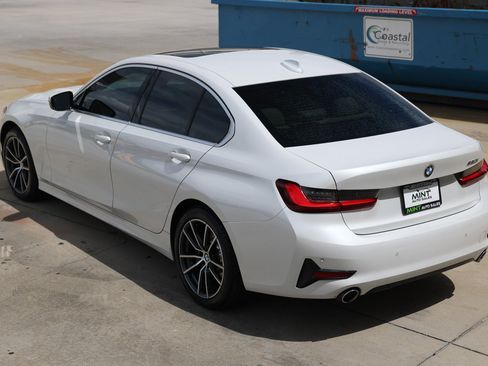 Used 2022 BMW 330i Sedan w/ Premium Package RWD image 8