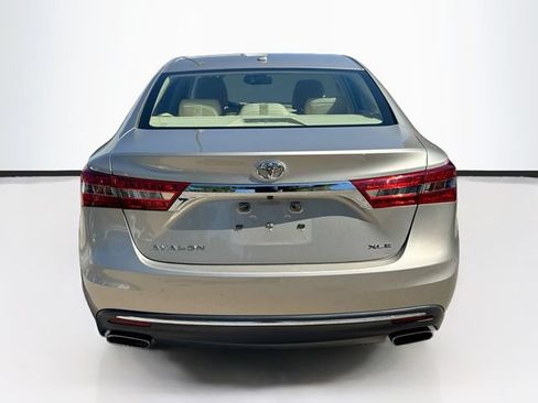 Used 2017 Toyota Avalon XLE Premium w/ Carpet Mat Package FWD image 6