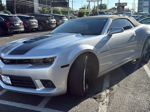 Used 2015 Chevrolet Camaro SS w/ RS Package RWD image 7
