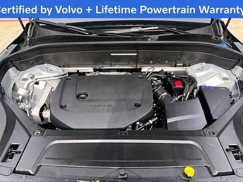 Certified 2025 Volvo XC90 B6 Plus image 13