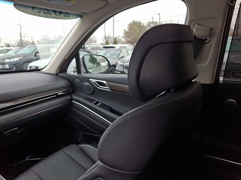 Certified 2025 Genesis GV80 3.5T Advanced image 17