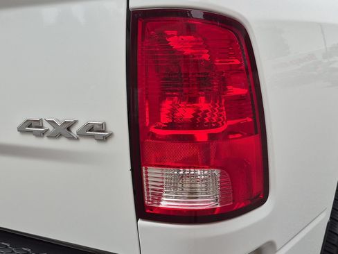 Used 2017 RAM 1500 Big Horn AWD/4WD image 11