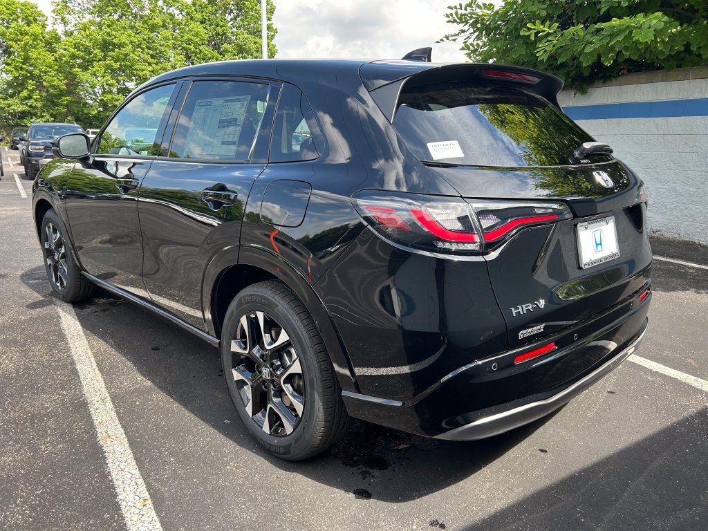 New 2027 Honda HR-V EX-L image 3