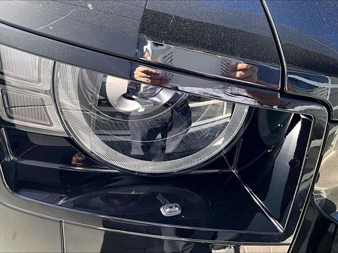 Used 2023 Land Rover Defender 110 V8 image 28