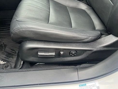 Certified 2022 Honda Accord Touring image 28
