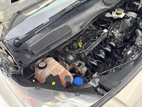 Used 2014 Ford Transit Connect XLT image 28