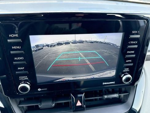 Used 2022 Toyota Corolla Cross L image 17