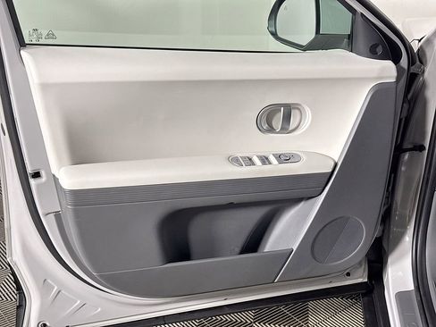 Used 2024 Hyundai Ioniq 5 SEL image 10